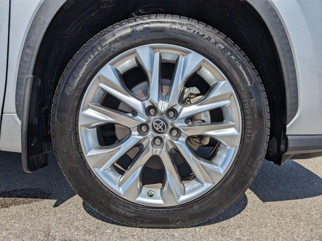 used 2021 Toyota Highlander Hybrid car, priced at $34,996