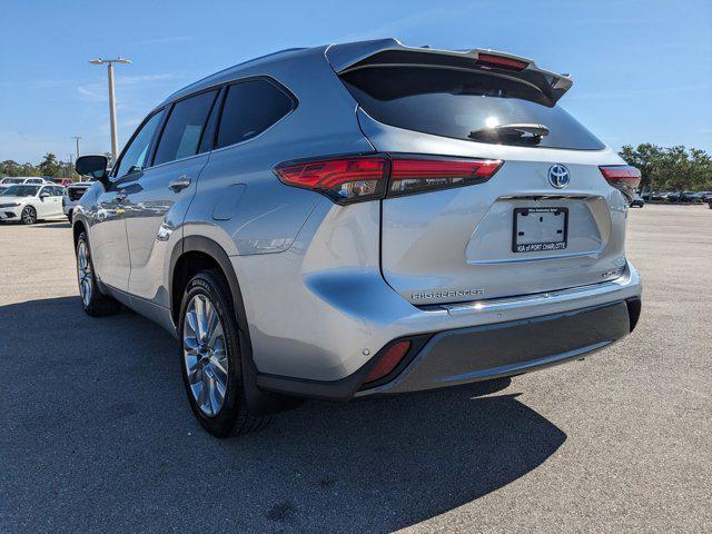 used 2021 Toyota Highlander Hybrid car, priced at $34,996
