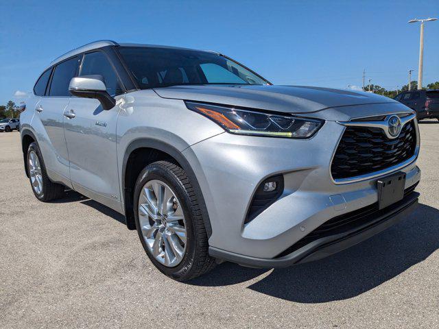used 2021 Toyota Highlander Hybrid car, priced at $34,996