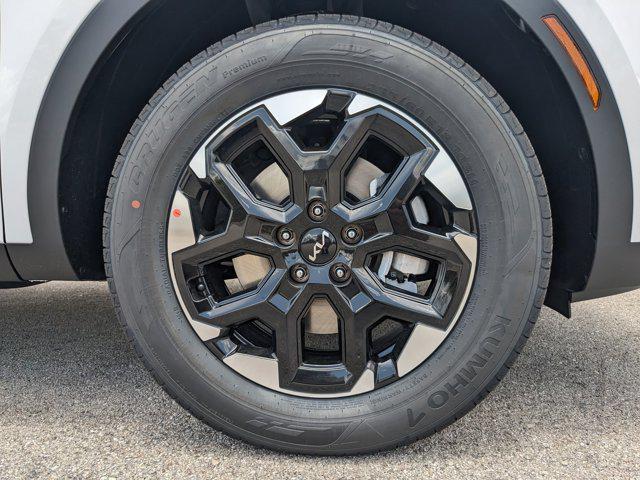 new 2025 Kia Sorento car, priced at $32,756