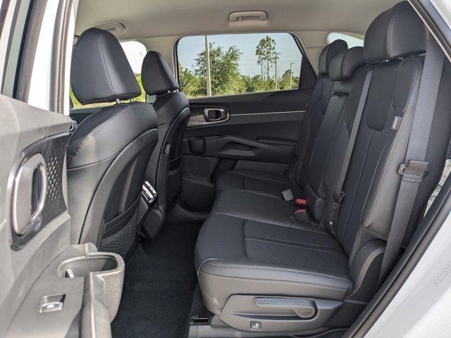 new 2025 Kia Sorento car, priced at $33,546