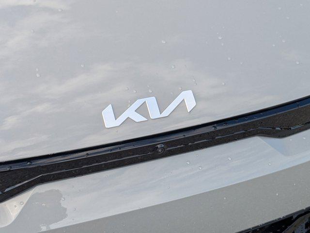 new 2025 Kia EV6 car, priced at $42,044