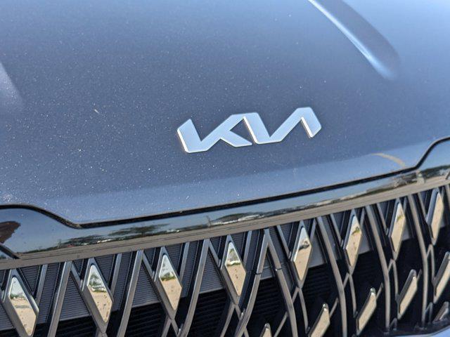new 2025 Kia Carnival car, priced at $37,529