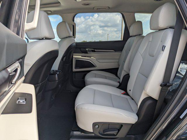 new 2025 Kia Telluride car, priced at $36,634