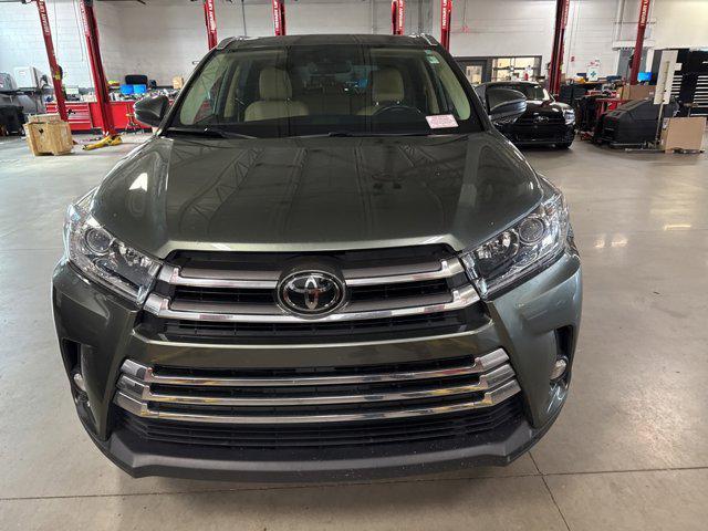 used 2018 Toyota Highlander car, priced at $26,791