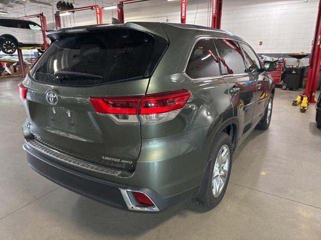 used 2018 Toyota Highlander car, priced at $26,791