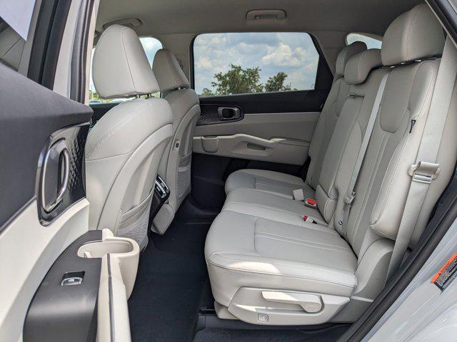 new 2025 Kia Sorento car, priced at $31,383