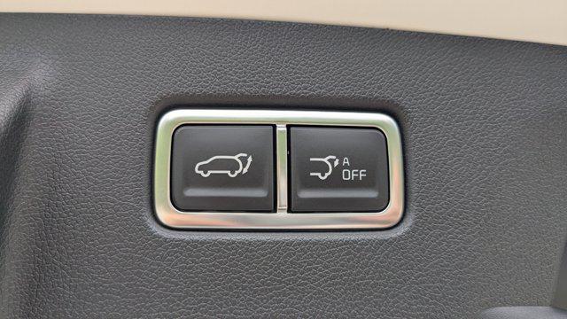 new 2026 Kia Sorento car, priced at $41,067