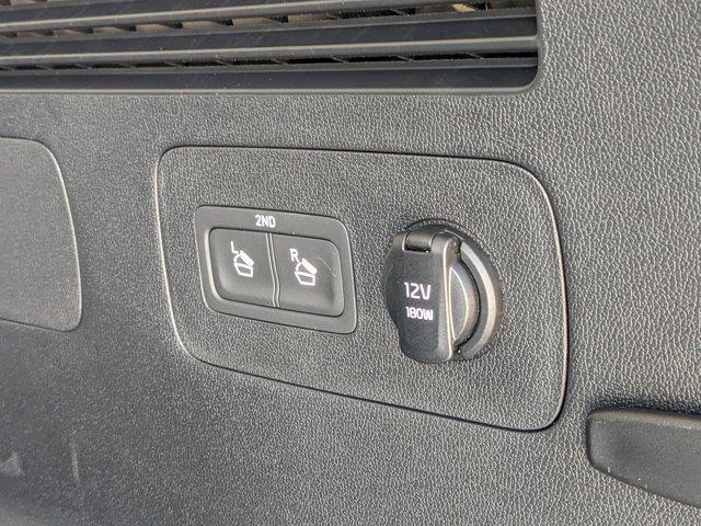 new 2025 Kia Sorento car, priced at $32,527