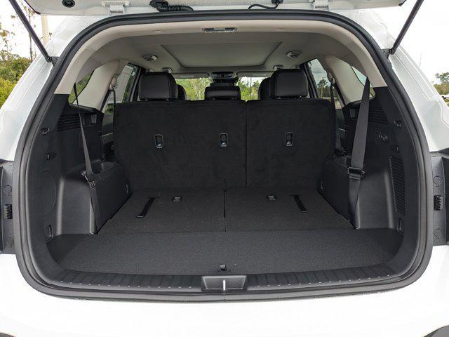 new 2025 Kia Sorento car, priced at $32,140
