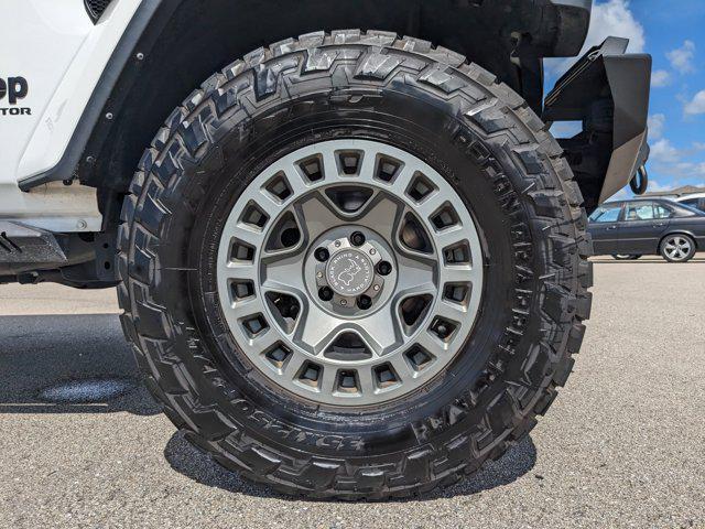 used 2022 Jeep Gladiator car, priced at $29,998