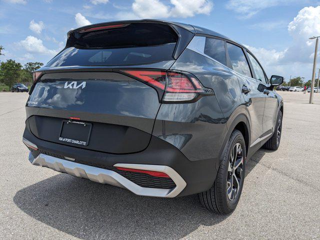 new 2025 Kia Sportage car, priced at $27,922