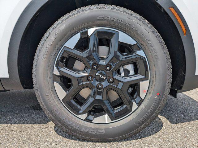 new 2025 Kia Sorento car, priced at $32,916