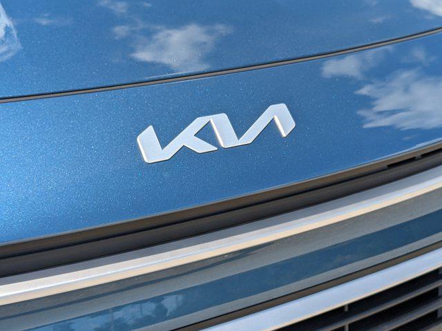 new 2025 Kia Niro car, priced at $26,677