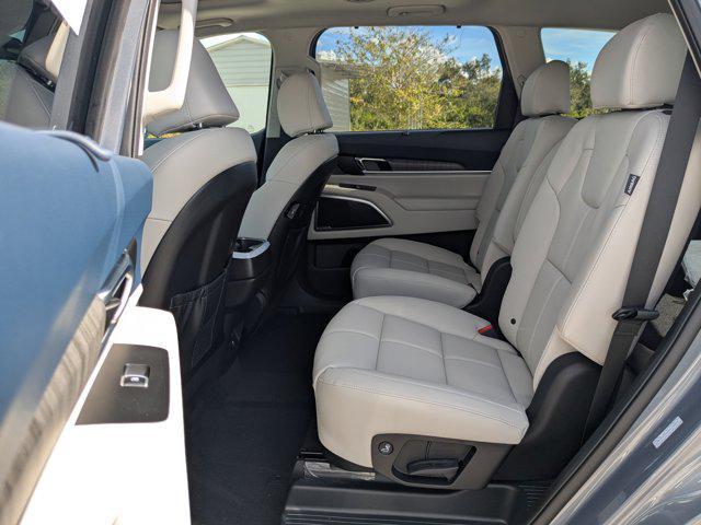 new 2025 Kia Telluride car, priced at $37,965