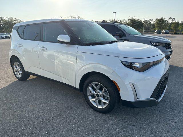 used 2025 Kia Soul car, priced at $18,892