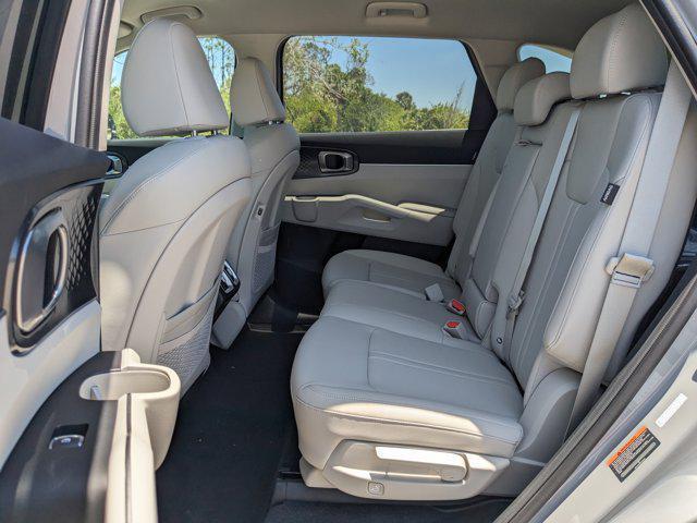 new 2025 Kia Sorento car, priced at $31,383