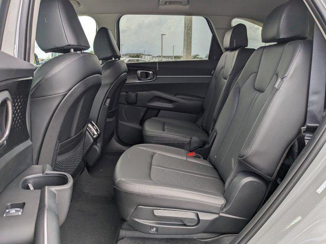 new 2025 Kia Sorento car, priced at $32,504