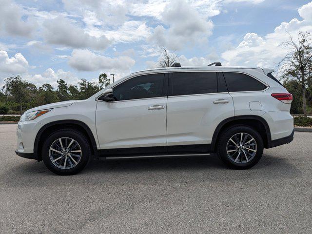 used 2019 Toyota Highlander car, priced at $24,998
