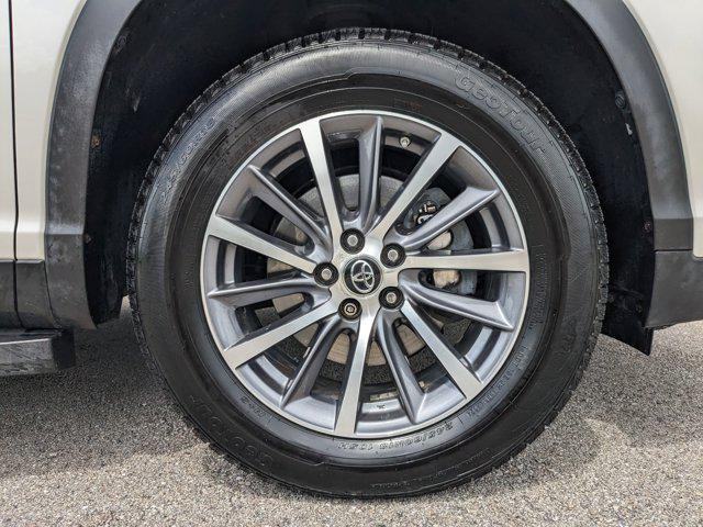 used 2019 Toyota Highlander car, priced at $24,998