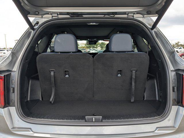 used 2022 Kia Sorento Plug-In Hybrid car, priced at $28,496