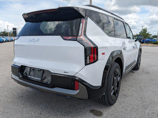 new 2026 Kia EV9 car, priced at $61,743