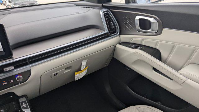 new 2025 Kia Sorento Hybrid car, priced at $41,731