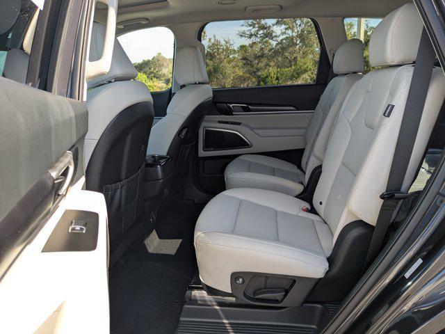 new 2025 Kia Telluride car, priced at $39,119