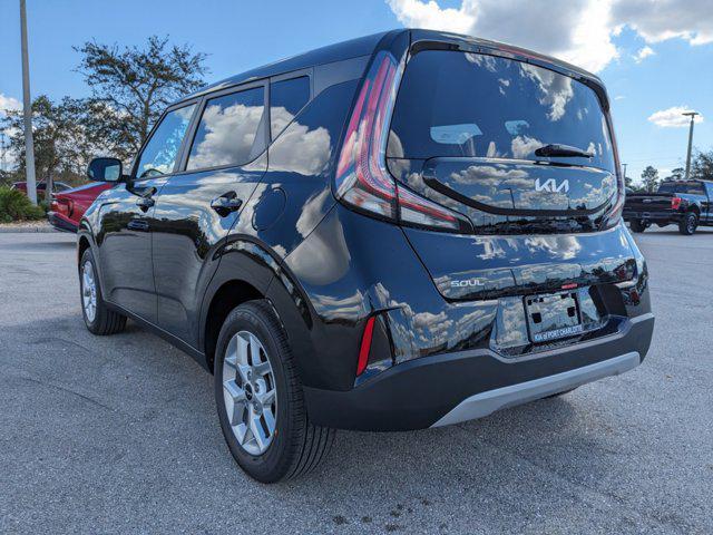 new 2025 Kia Soul car, priced at $21,481