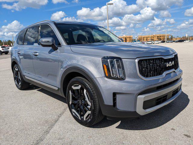 used 2024 Kia Telluride car, priced at $35,981