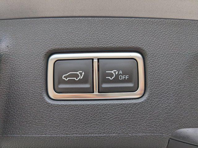 new 2025 Kia Sorento car, priced at $35,931