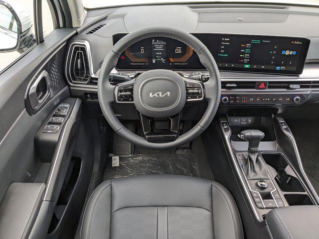 new 2025 Kia Sorento car, priced at $32,756