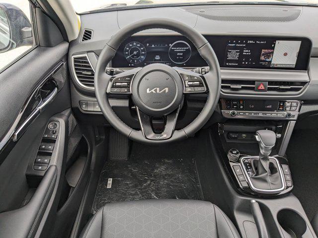 new 2025 Kia Seltos car, priced at $23,304