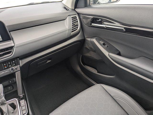 new 2025 Kia Seltos car, priced at $23,304
