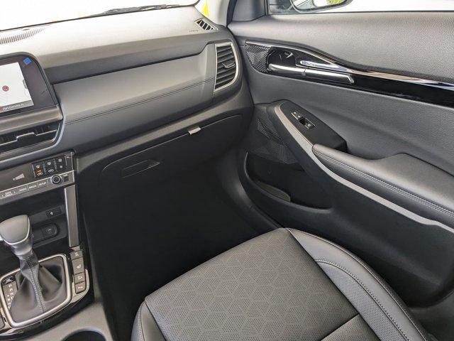 new 2025 Kia Seltos car, priced at $25,693