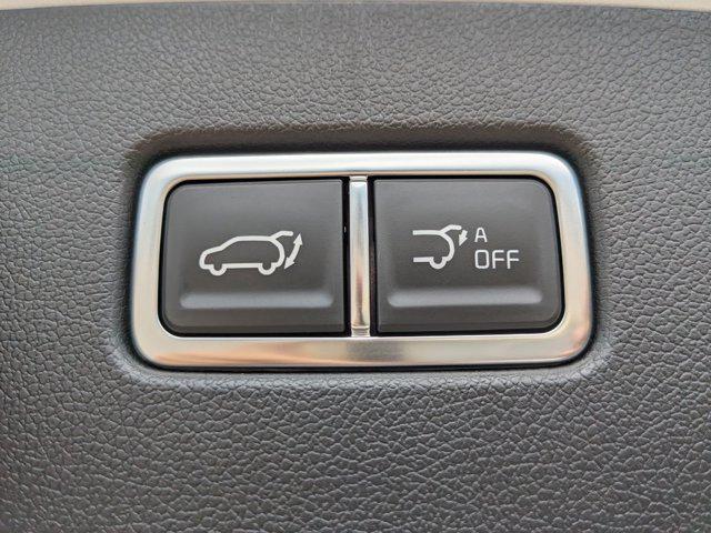 new 2025 Kia Sorento car, priced at $34,343