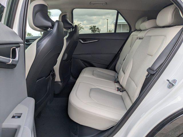 new 2025 Kia Niro car, priced at $28,632