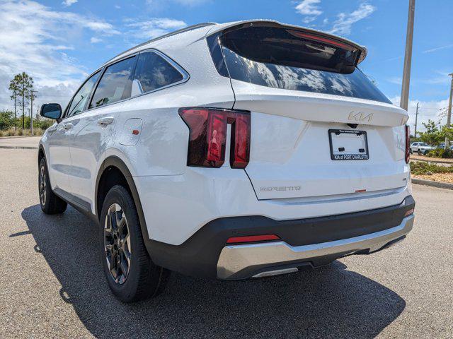 new 2025 Kia Sorento car, priced at $32,756