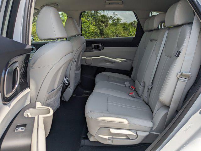 new 2025 Kia Sorento car, priced at $32,756