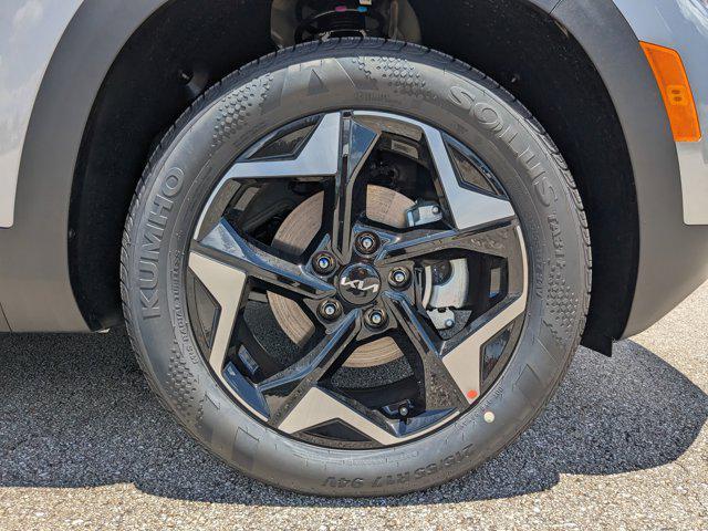 new 2025 Kia Seltos car, priced at $24,016