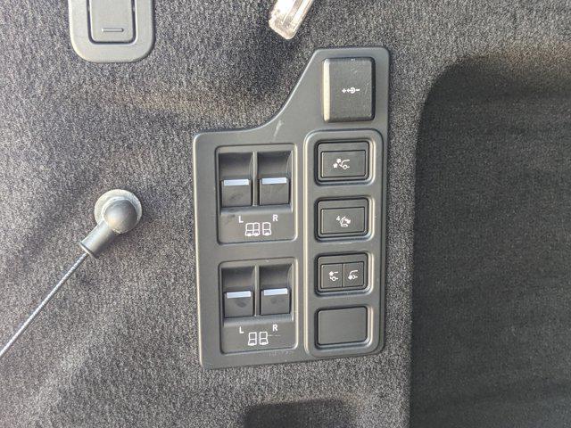 used 2023 Land Rover Discovery car, priced at $42,981