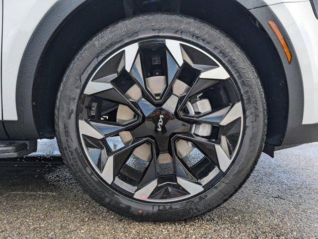 new 2025 Kia Sorento car, priced at $33,093
