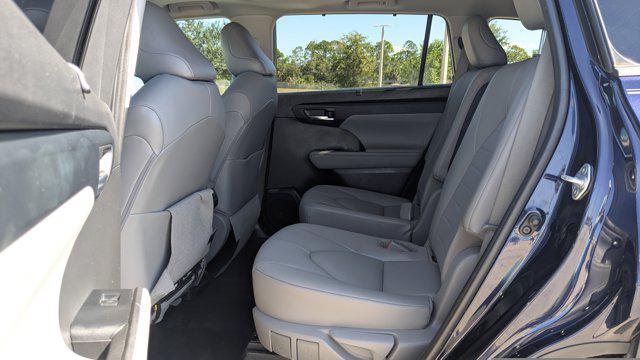 used 2021 Toyota Highlander car, priced at $24,888