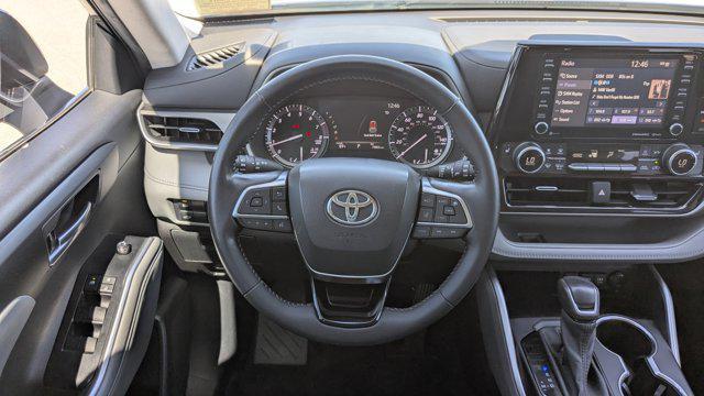 used 2021 Toyota Highlander car, priced at $24,888