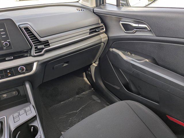 new 2025 Kia Sportage car, priced at $25,876