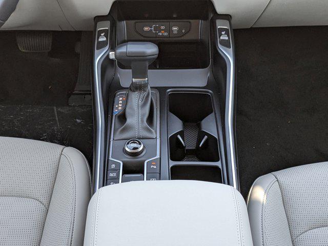 new 2025 Kia Sorento car, priced at $33,129