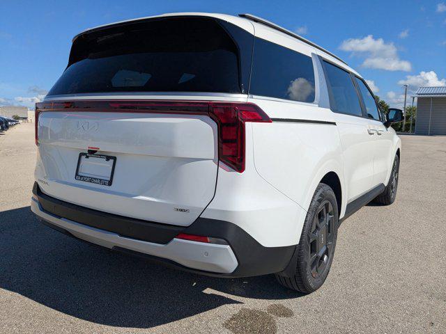 new 2026 Kia Carnival Hybrid car, priced at $40,498
