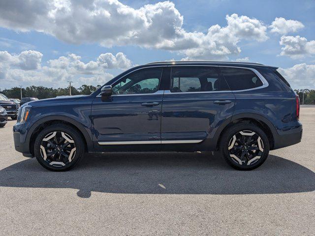 used 2023 Kia Telluride car, priced at $27,993