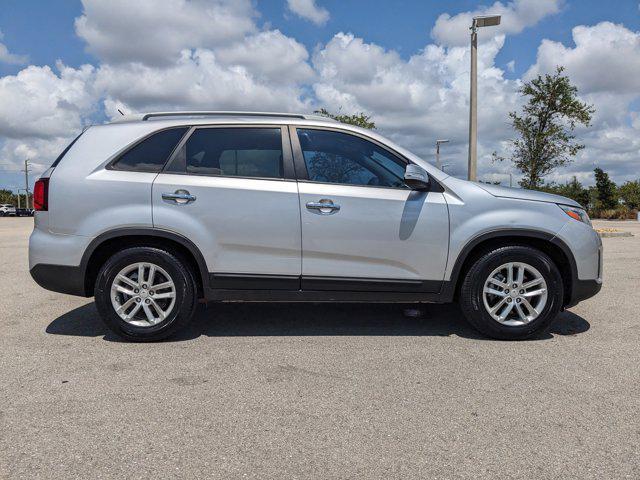 used 2015 Kia Sorento car, priced at $9,888