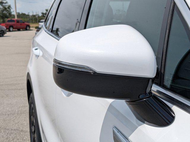 new 2025 Kia Sorento car, priced at $32,756